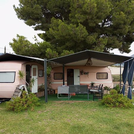 Caravana- Glamping Casa Tortuga Ла-Нусія Екстер'єр фото