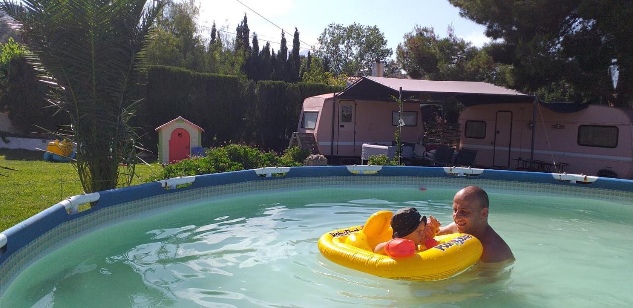 Caravana- Glamping Casa Tortuga Ла-Нусія Екстер'єр фото