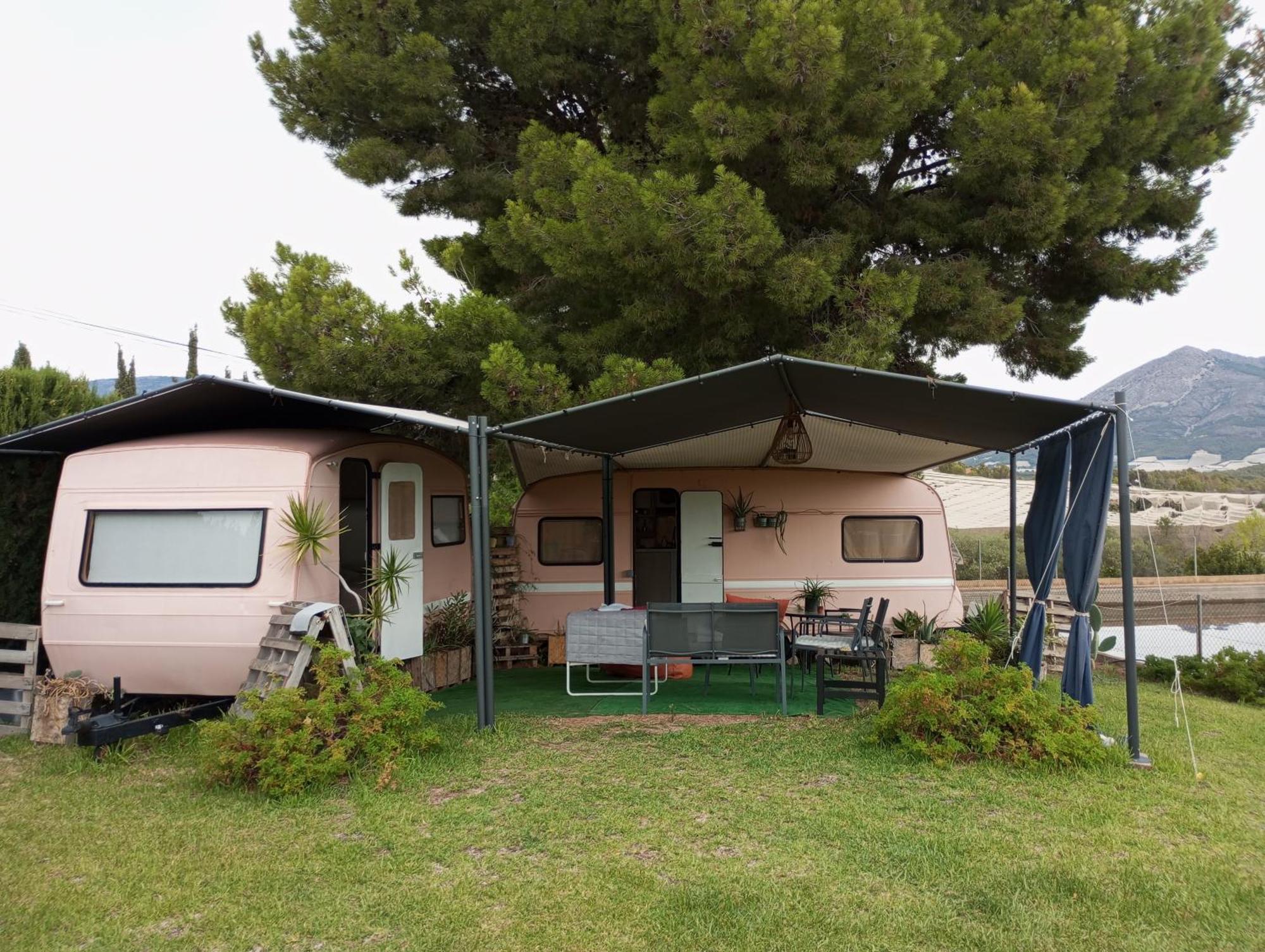 Caravana- Glamping Casa Tortuga Ла-Нусія Екстер'єр фото